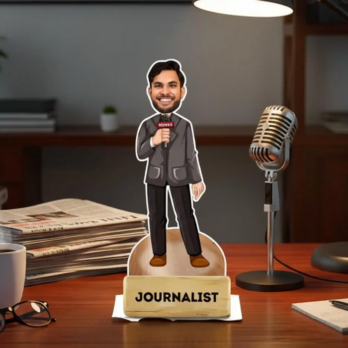 I am a Journalist caricature fun unique custom artwork and personalized journalist caricature
